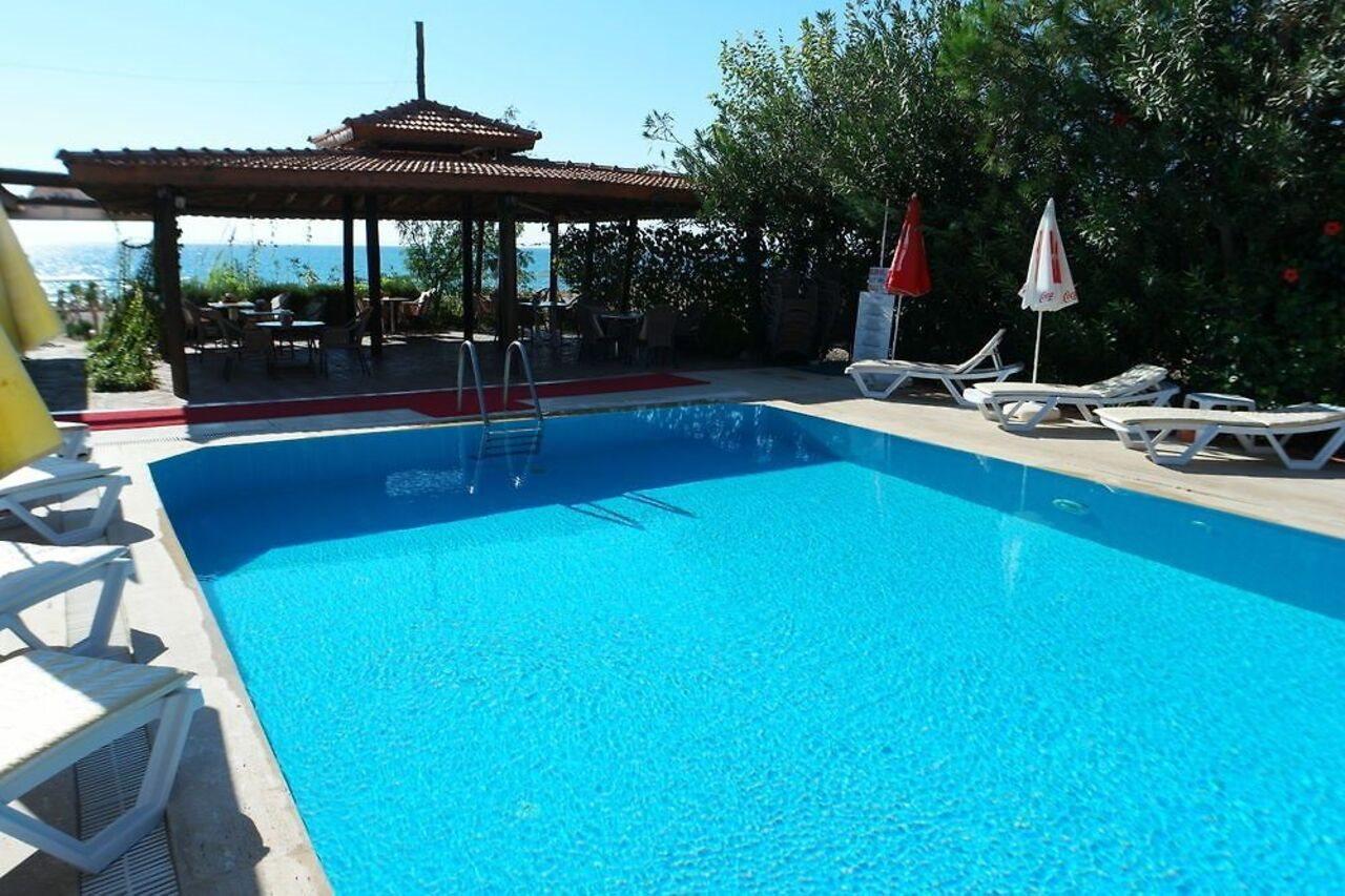 As Queen Beach Hotel Kızılot Exterior foto