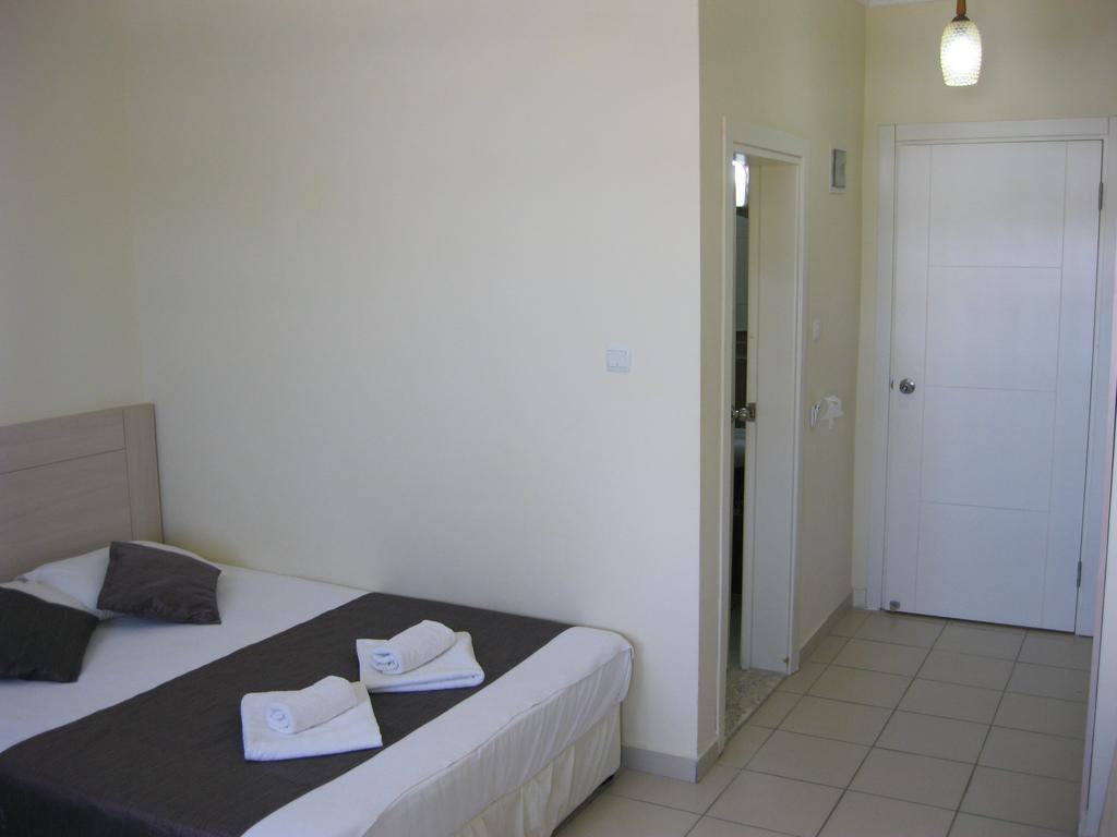 As Queen Beach Hotel Kızılot Zimmer foto
