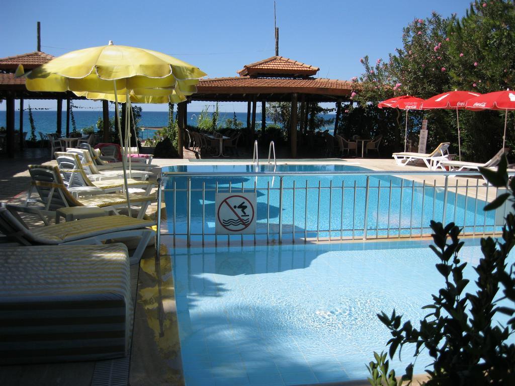 As Queen Beach Hotel Kızılot Exterior foto
