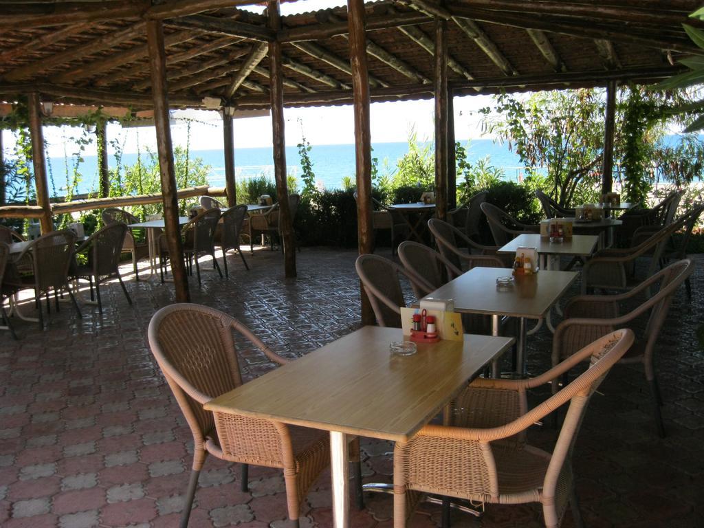 As Queen Beach Hotel Kızılot Exterior foto