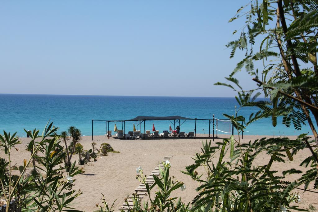 As Queen Beach Hotel Kızılot Exterior foto