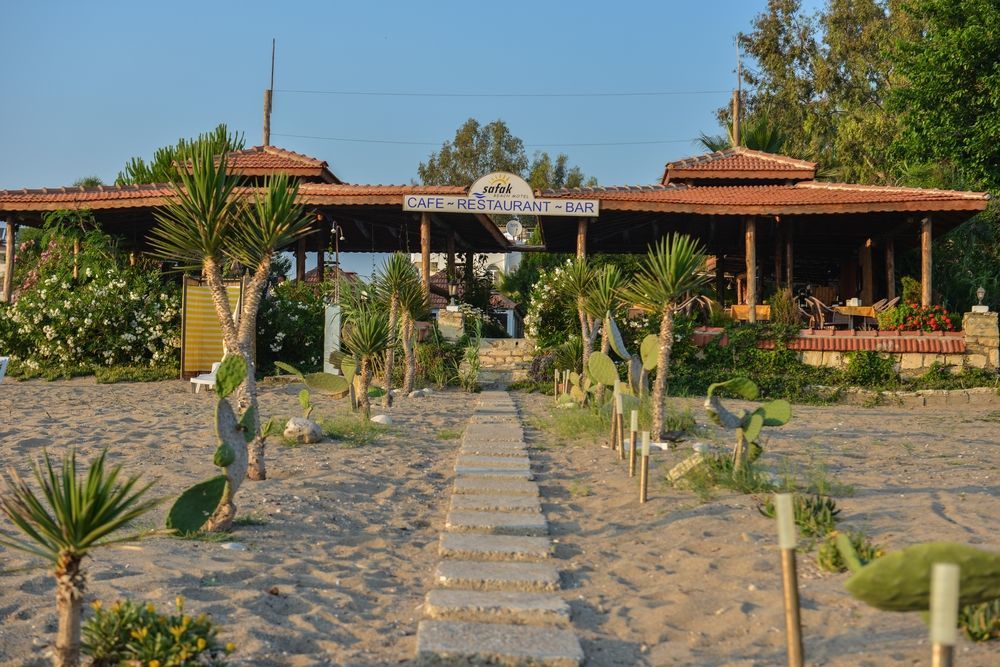 As Queen Beach Hotel Kızılot Exterior foto